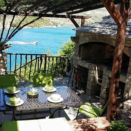 بيت للعطل Holiday House / Private Beach Bobovisca