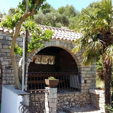 Holiday House / Private Beach Σπίτι διακοπών